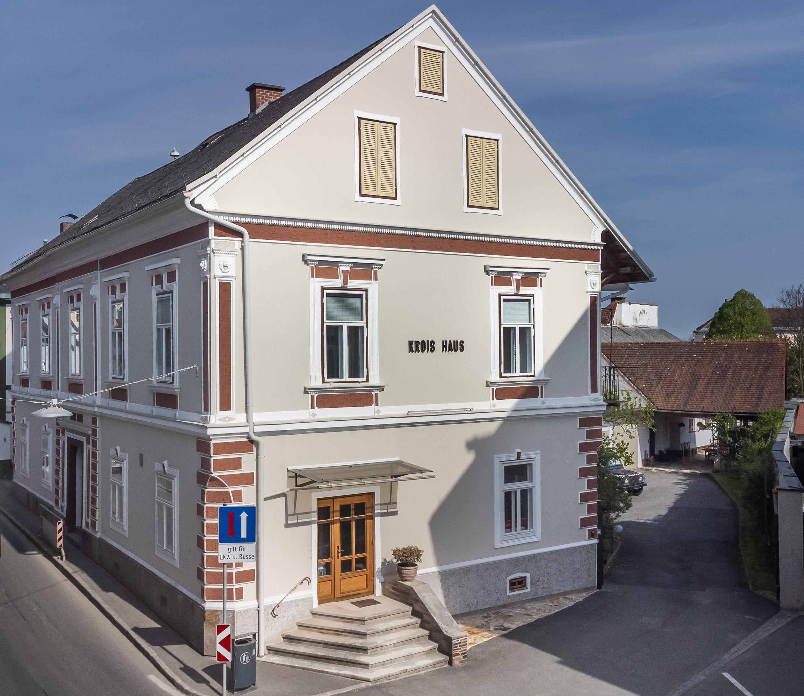 Vernissage: Ingrid Wieser „AMAITHI“