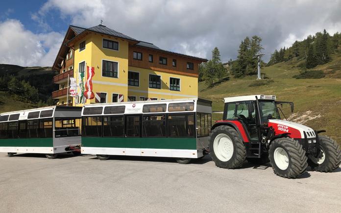 Bummelzugfahrt auf der Tauplitzalm - Gasthof Hierzegger