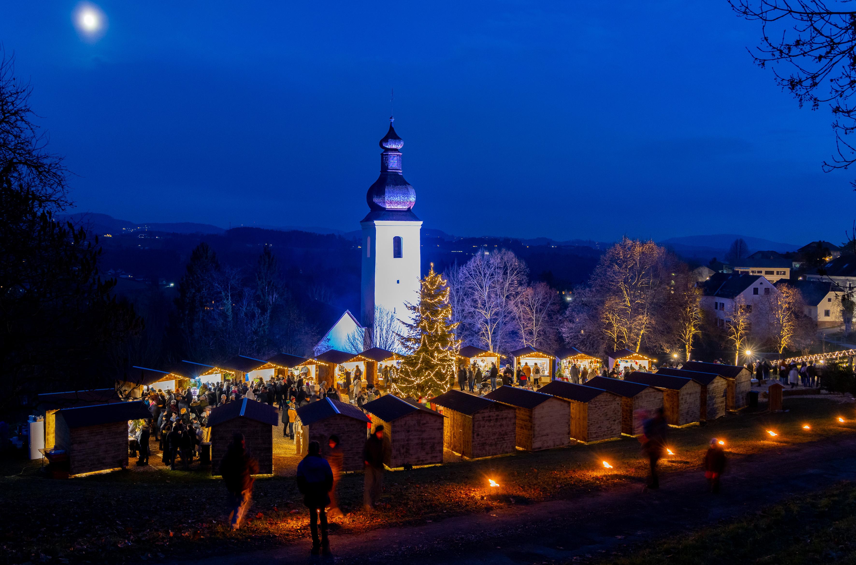 Adventfahrt: Glanzvolle Kulisse am Barthlmäer Advent