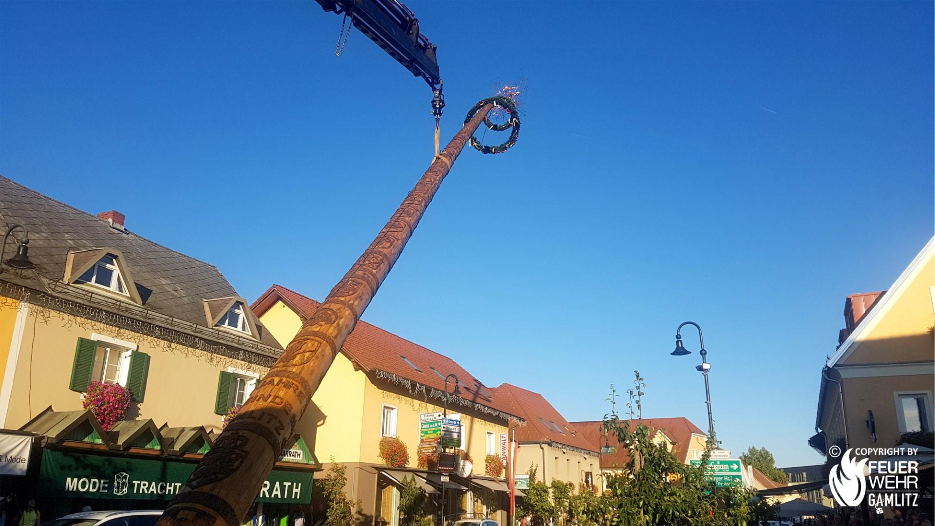 Maibaumumlegen der Freiwilligen Feuerwehr Gamlitz