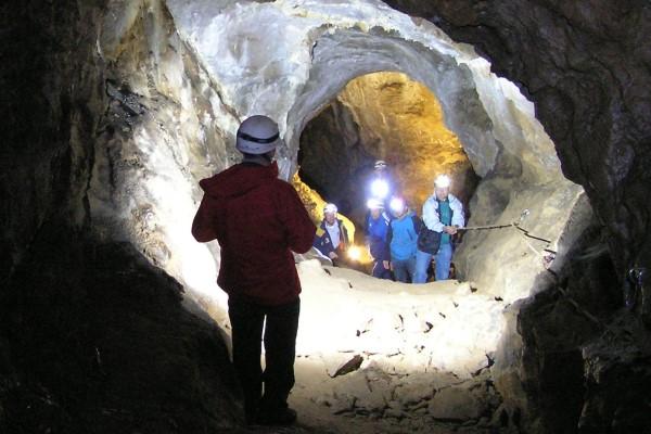 Führung durch die Odelsteinhöhle