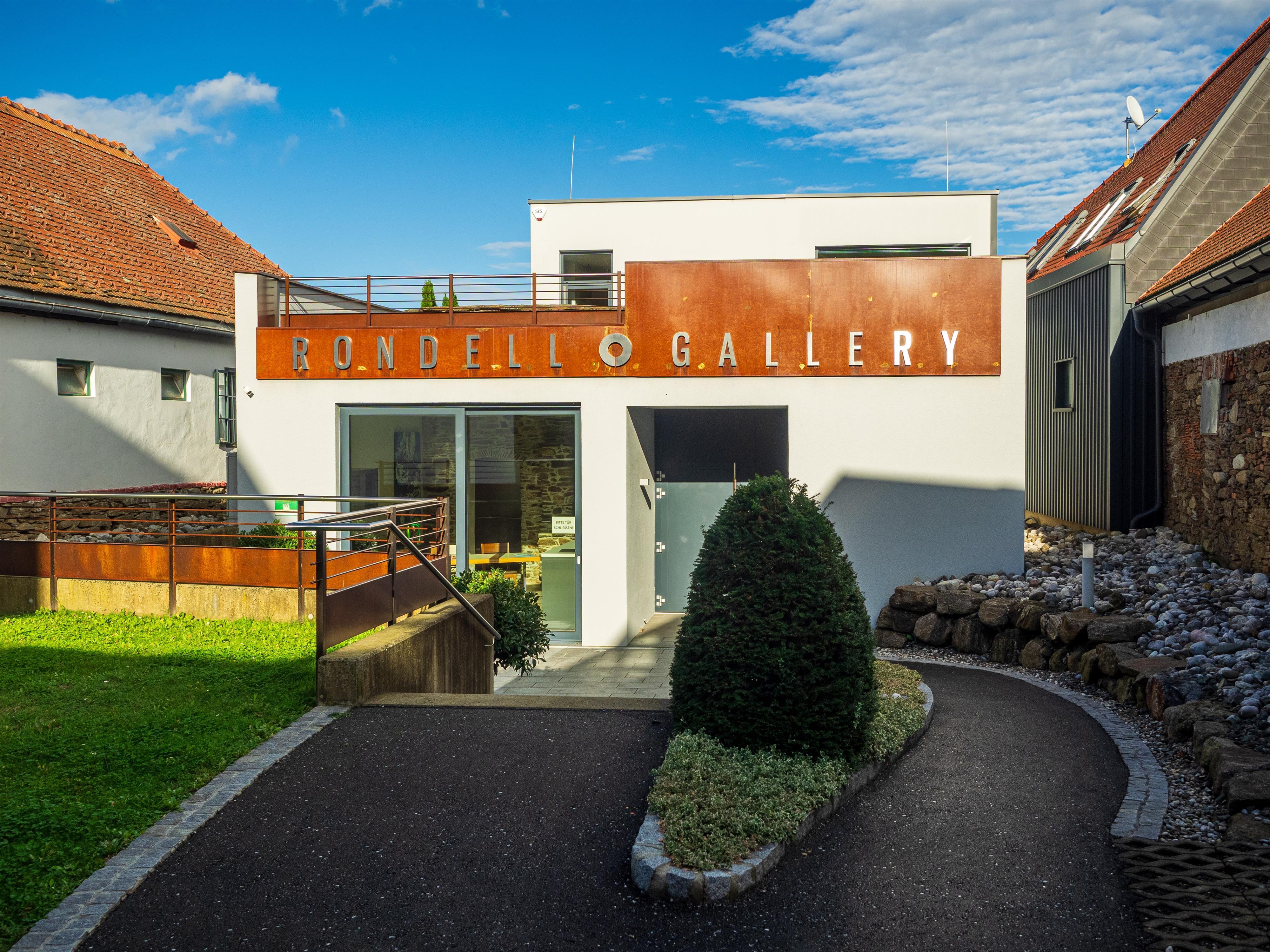 Ausstellung: C + C Luser