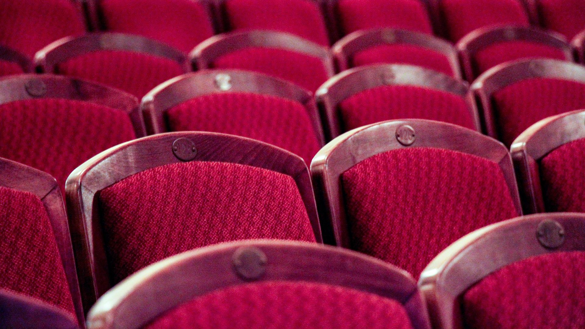 Judenburger Theater – Surftraining für Anfänger*innen