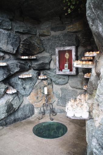 Lourdes-Mariengrotte
