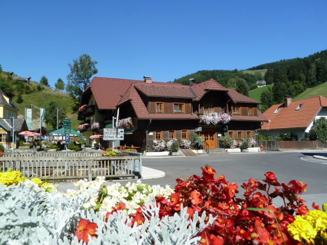 "Mittwochs-Grillerei" beim Gasthof Grabenbauer