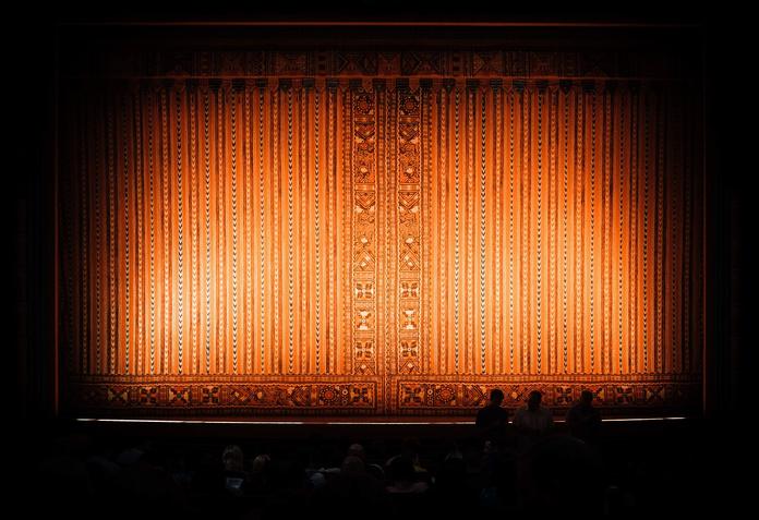 Sommertheater “Heiße Bräute machen Beute”