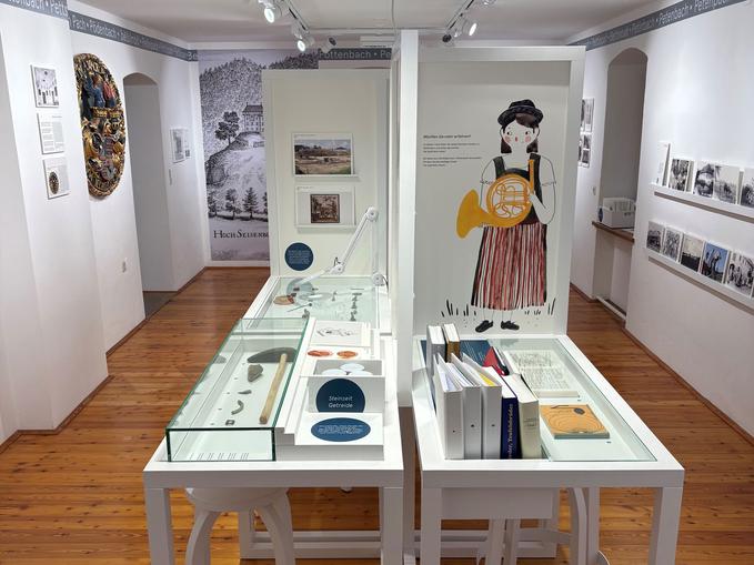 Schrift- und Heimatmuseum "Bartlhaus"
