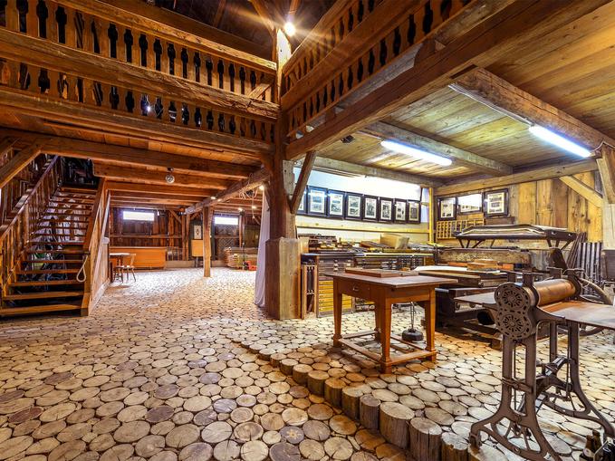 Schrift- und Heimatmuseum "Bartlhaus"