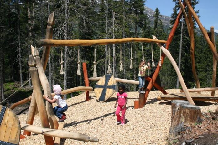 Abenteuerspielplatz beim Naturparkhaus