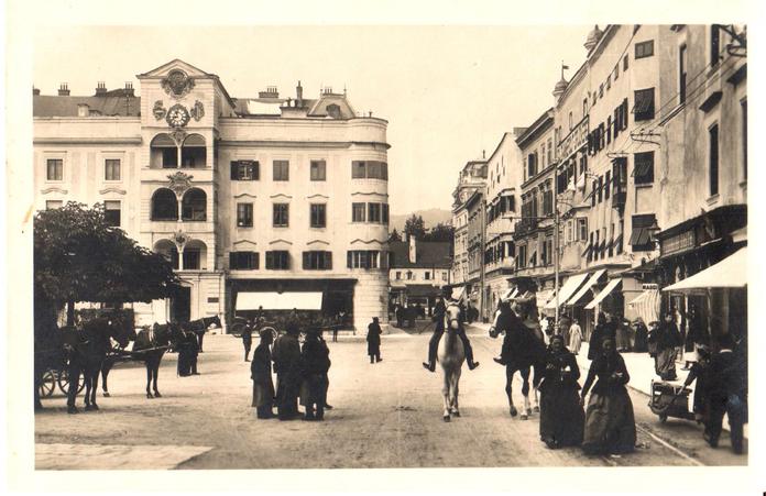 Aktuelles Rathaus