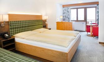 Komfortzimmer-Deluxe-Morgensonne-Tirolerhof-39
