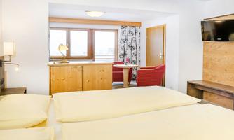 Komfortzimmer-Deluxe-Morgensonne-Tirolerhof-50