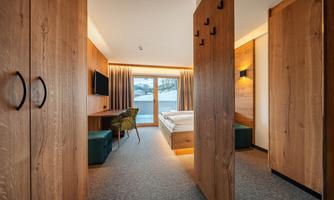 Doppelzimmer_Panorama(9)