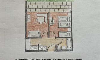 A colored floor plan drawing of an apartment with two bedrooms, a living room, and a kitchen. The apartment accommodates up to five people and has access to a garden terrace.