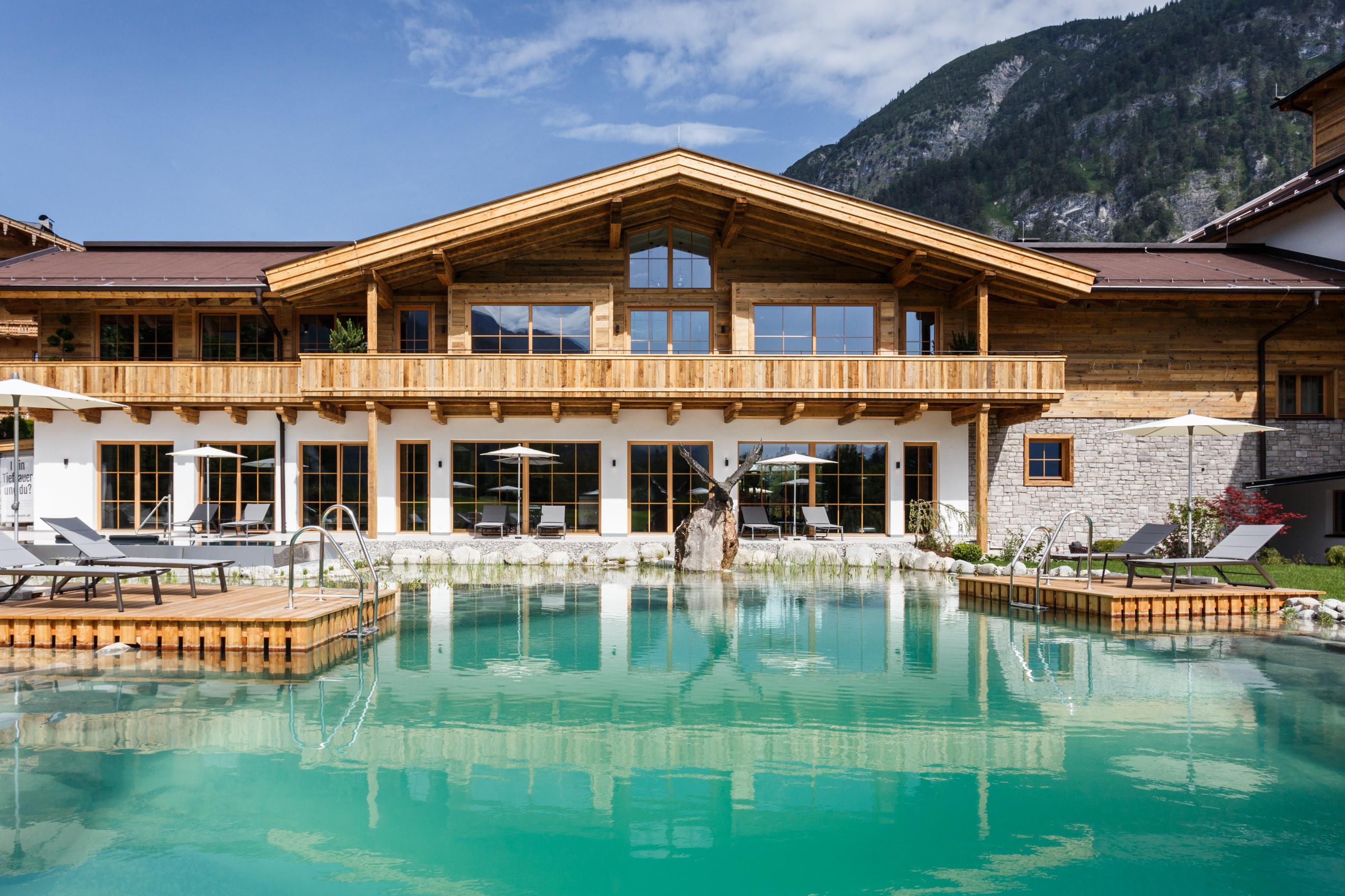 NOVA Moments Boutique Hotel