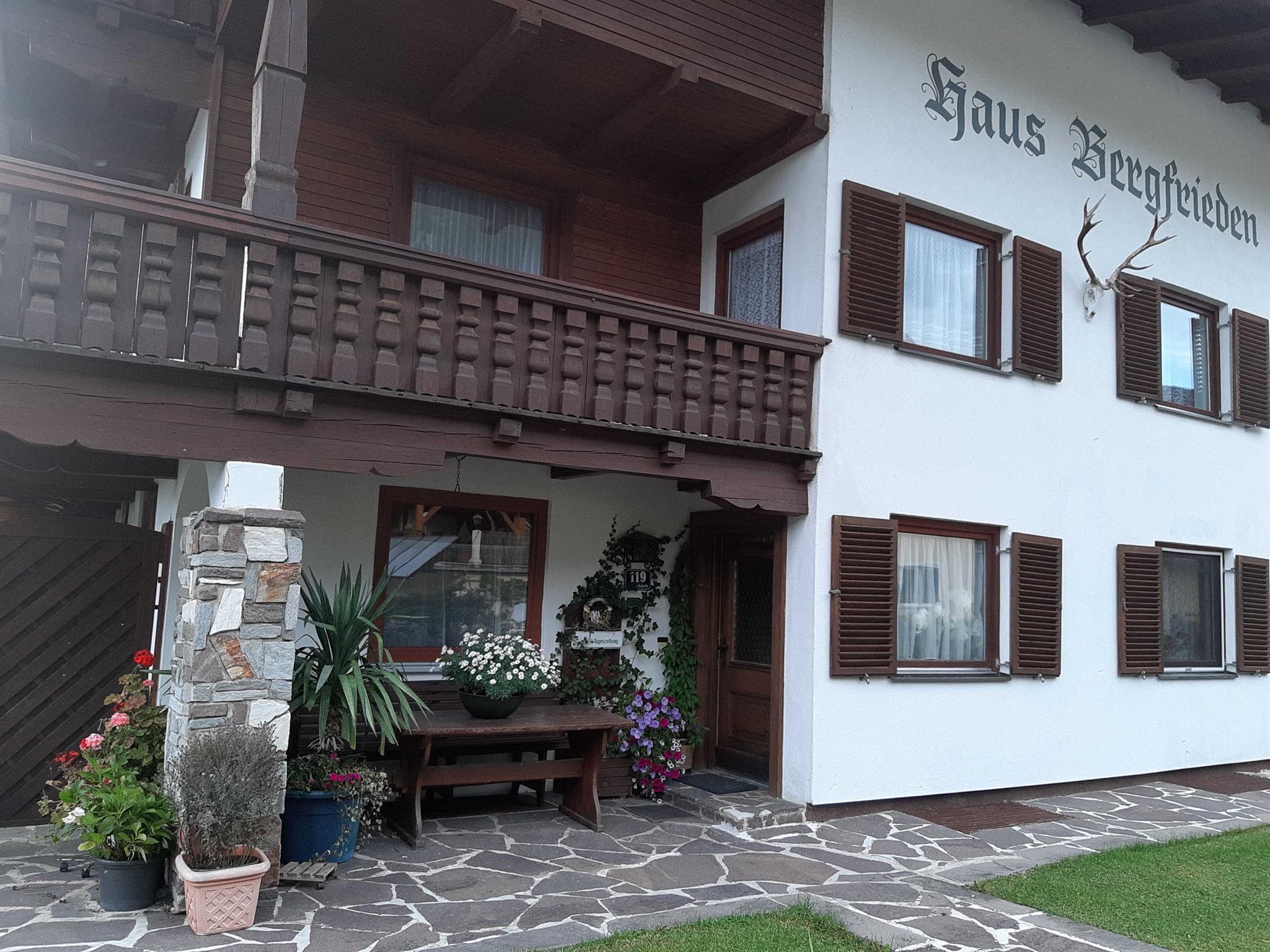 Haus Bergfrieden