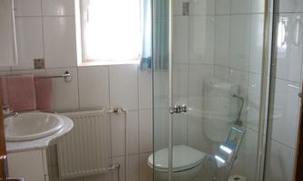 Jochum_Appartements_Wildschoenau_Balk_Badezimmer