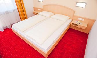 Doppelzimmer 6