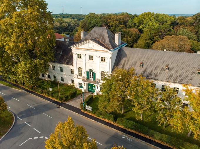Schloss Potzneusiedl