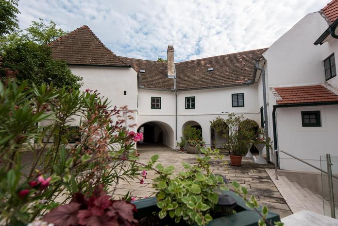 Meierhof Pöttsching