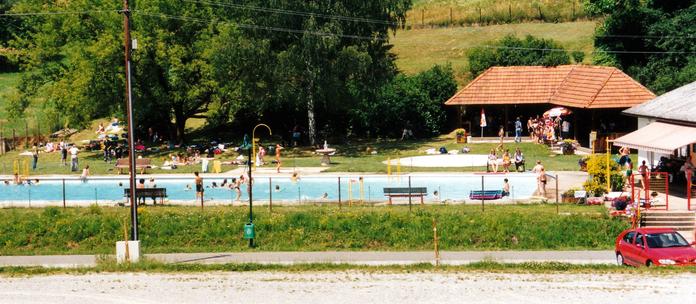 Freibad Neuhaus am Klausenbach