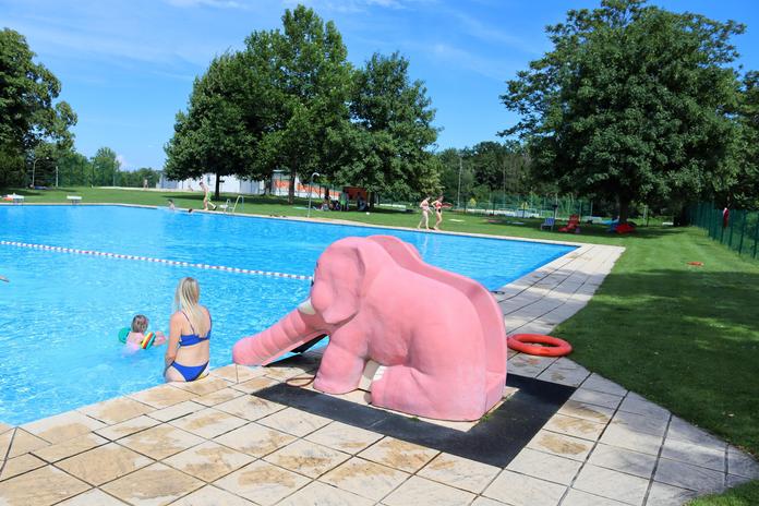 Schwimmbad Loipersbach