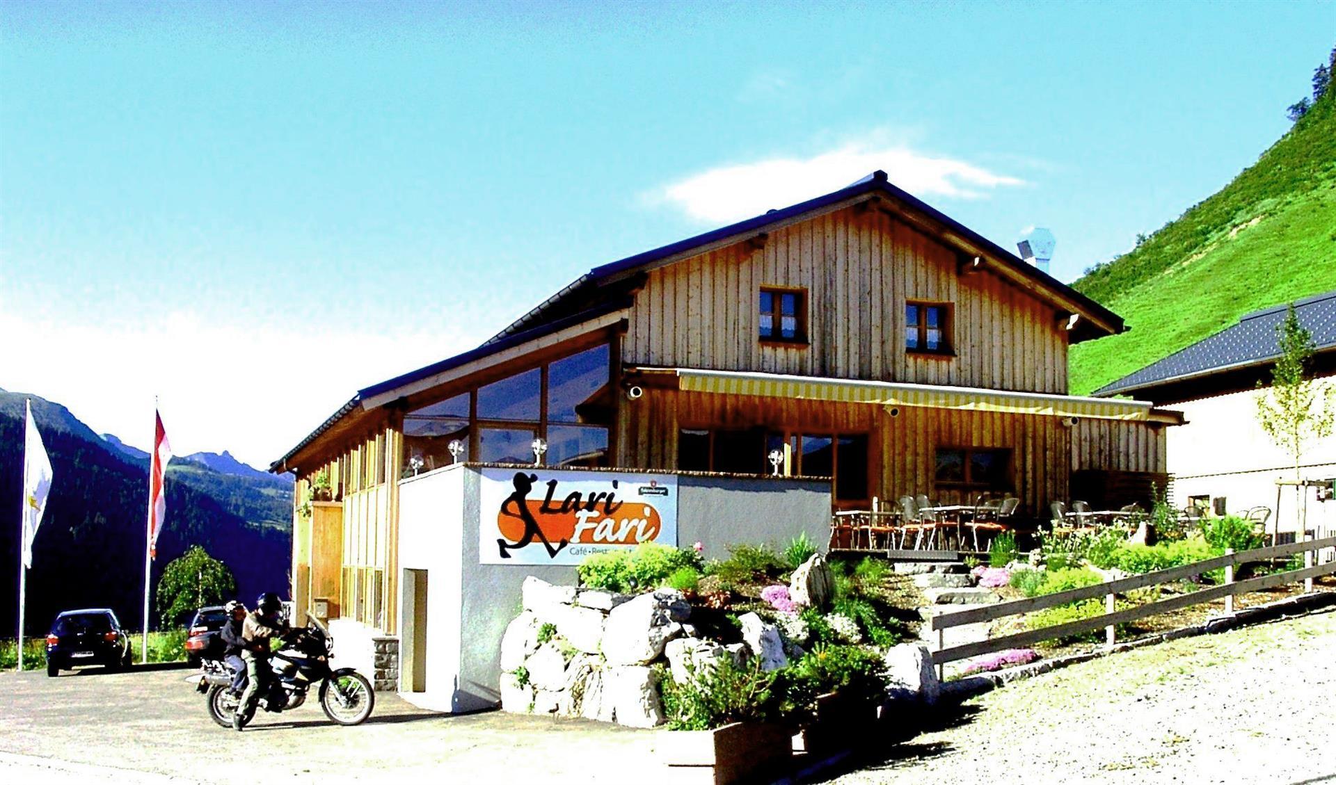 Café-Restaurant Lari Fari Bild