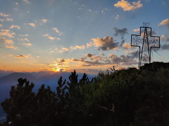 Sonnenaufgangswanderung auf die Mondspitze mit Angi und Anna