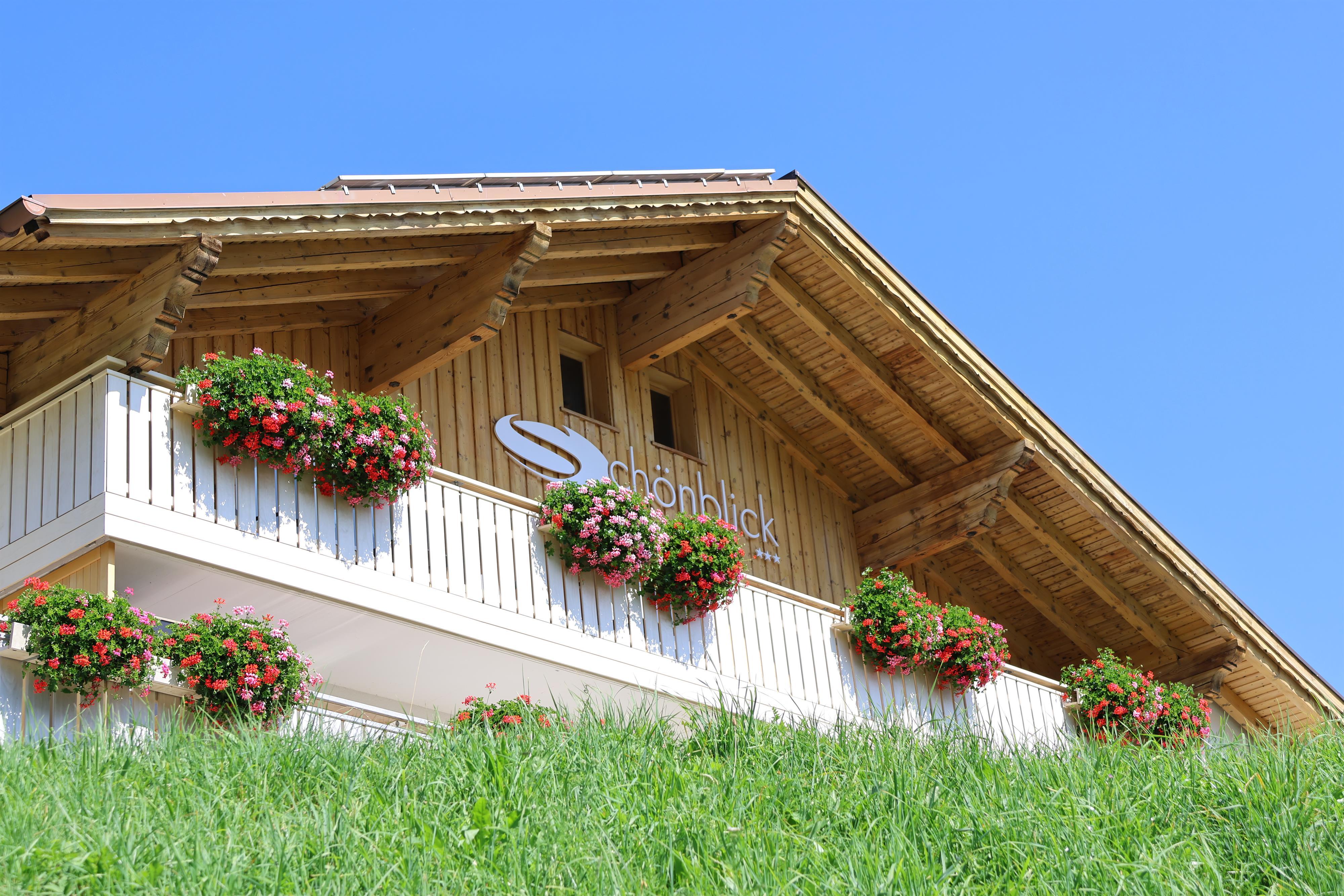 Aparthotel Garni Schönblick Bild