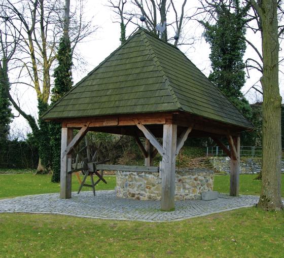 Burgbrunnen im Schlosspark