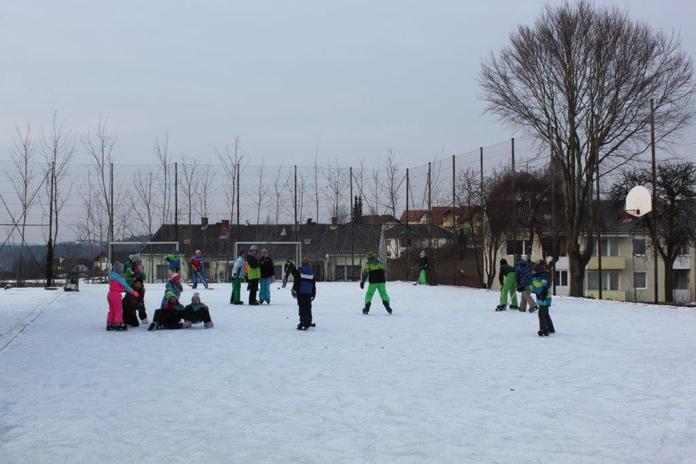 Eislaufplatz bei der Hauptschule