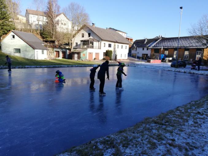 Eislaufplatz
