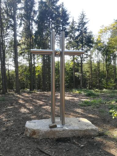 Gipfelkreuz Kürnbergwald