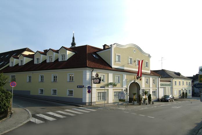 Hotel & Sport Casino Biedermeier Hof