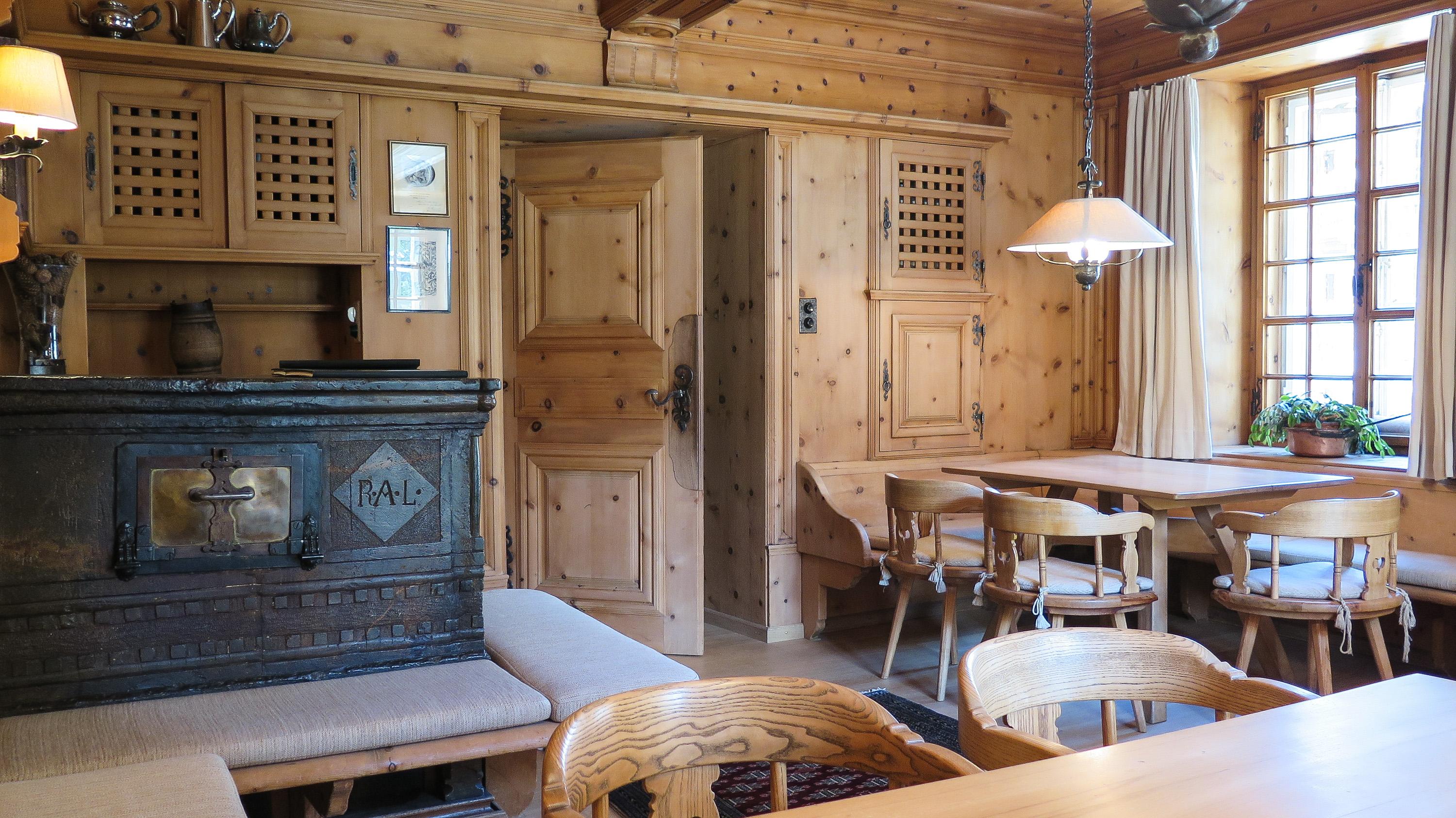 hotel-post-bivio-arvenstube-02 hotel-post-bivio-arvenstube-02