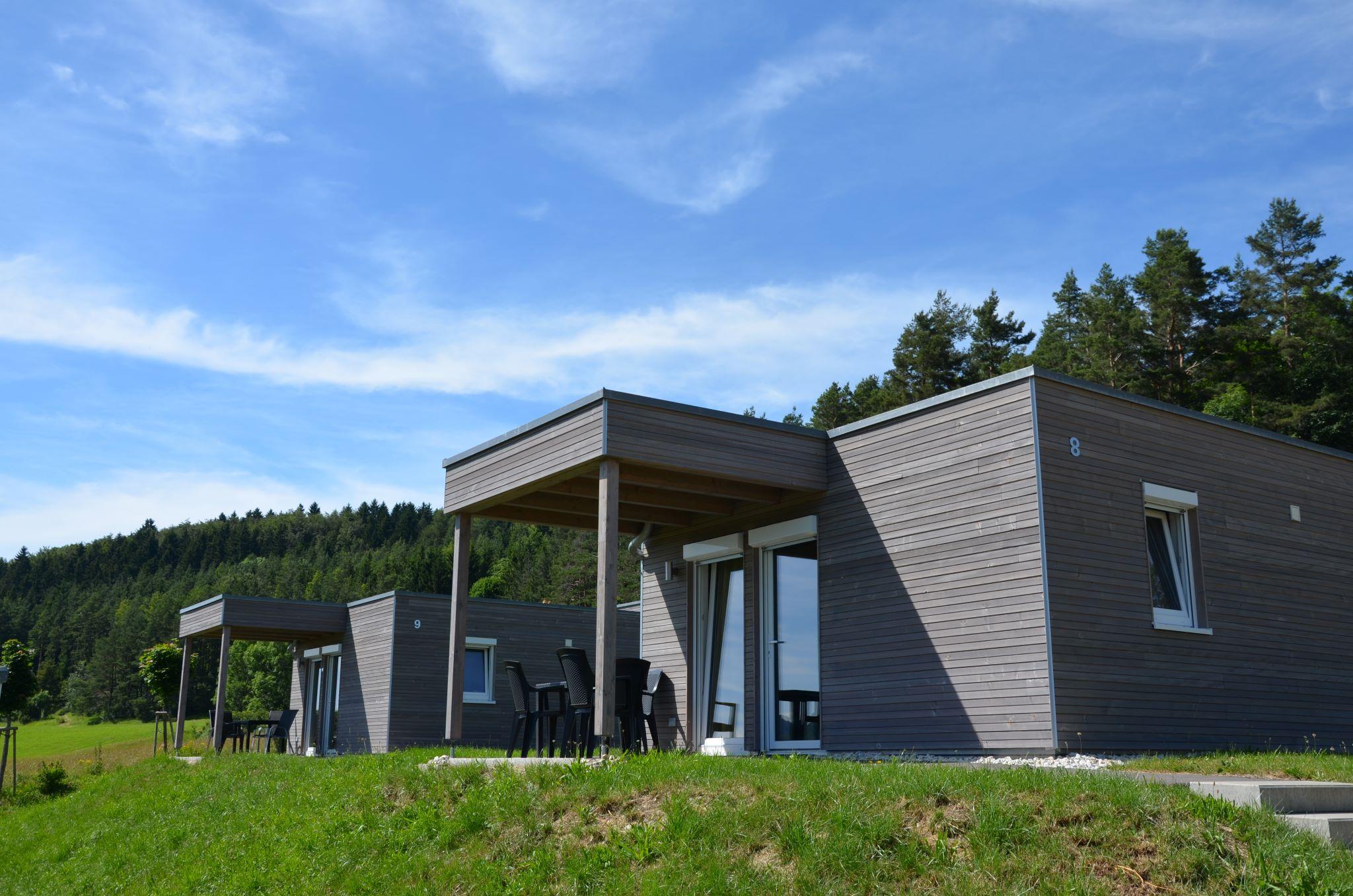 Bungalow für bis zu 4 Personen, 2 Schlafzimmer, Küchenzeile, Bad