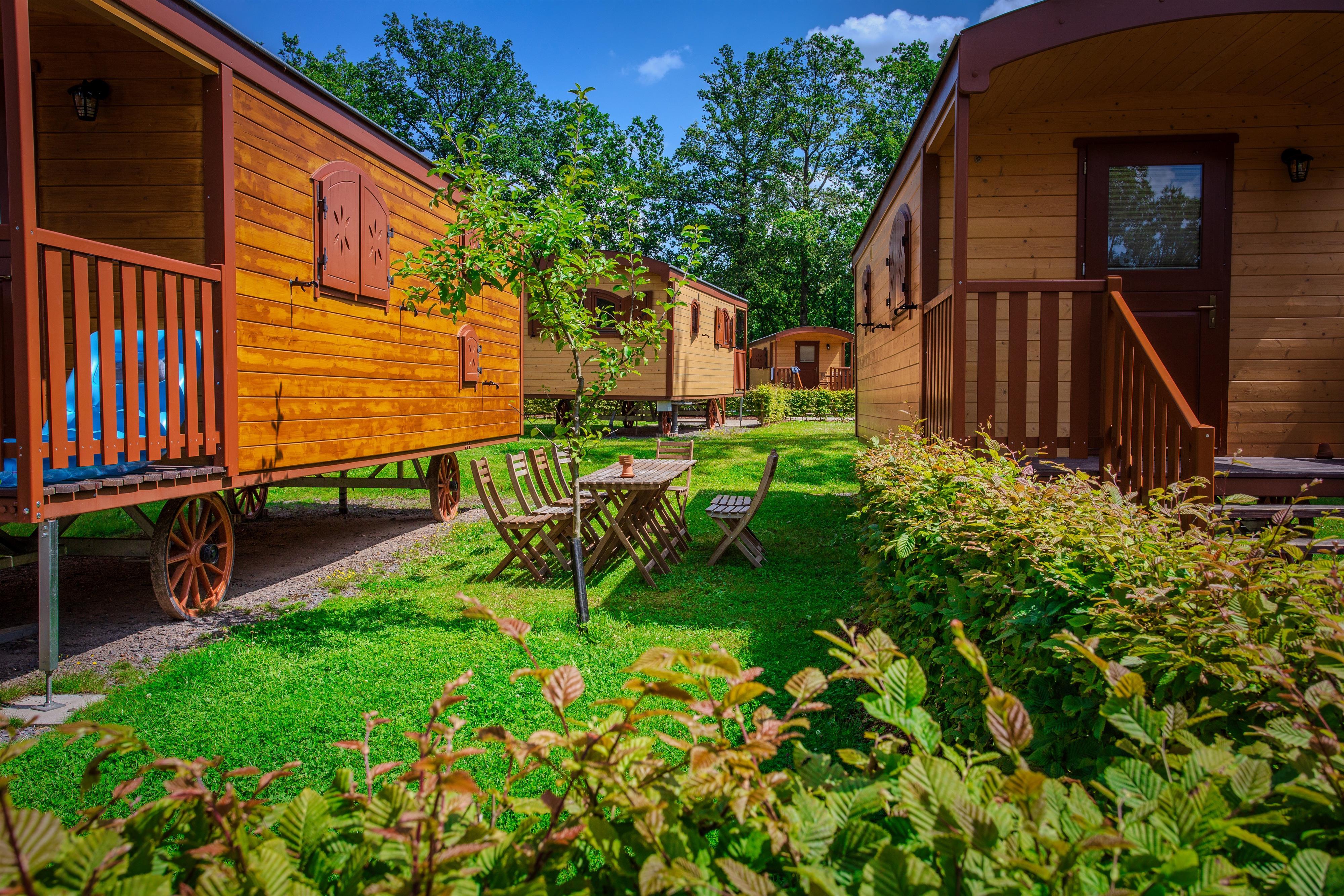 Naturwagen für 1-4 Pers., Küchenzeile, Dusche, WC