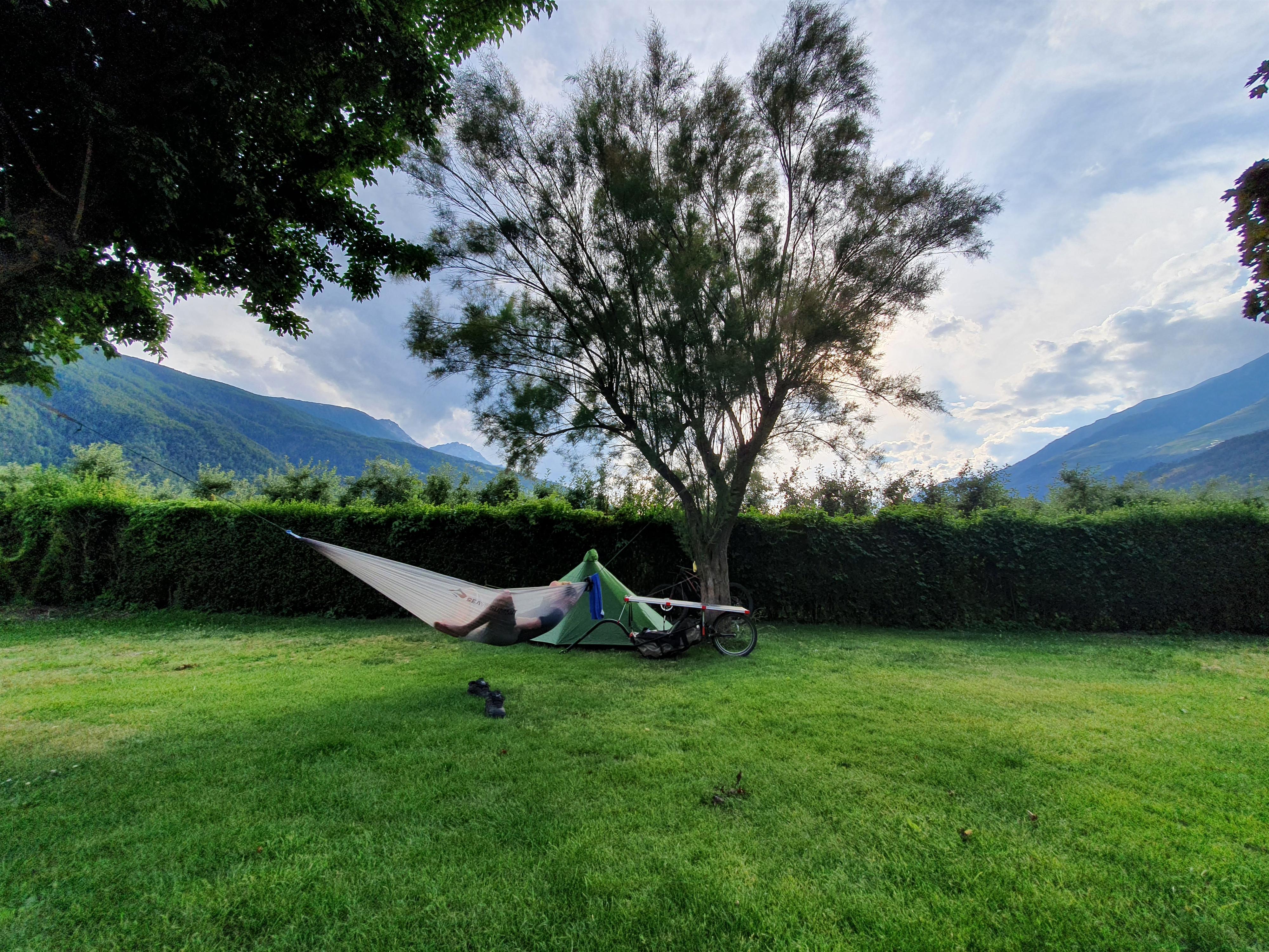 Posto di circa 70m² per camper, caravan, tende