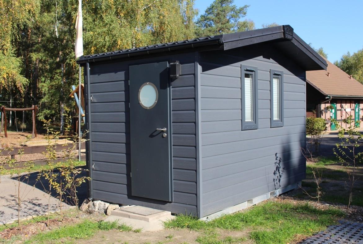 Emplacement d’env. 80-100 m² avec sanitaires privés