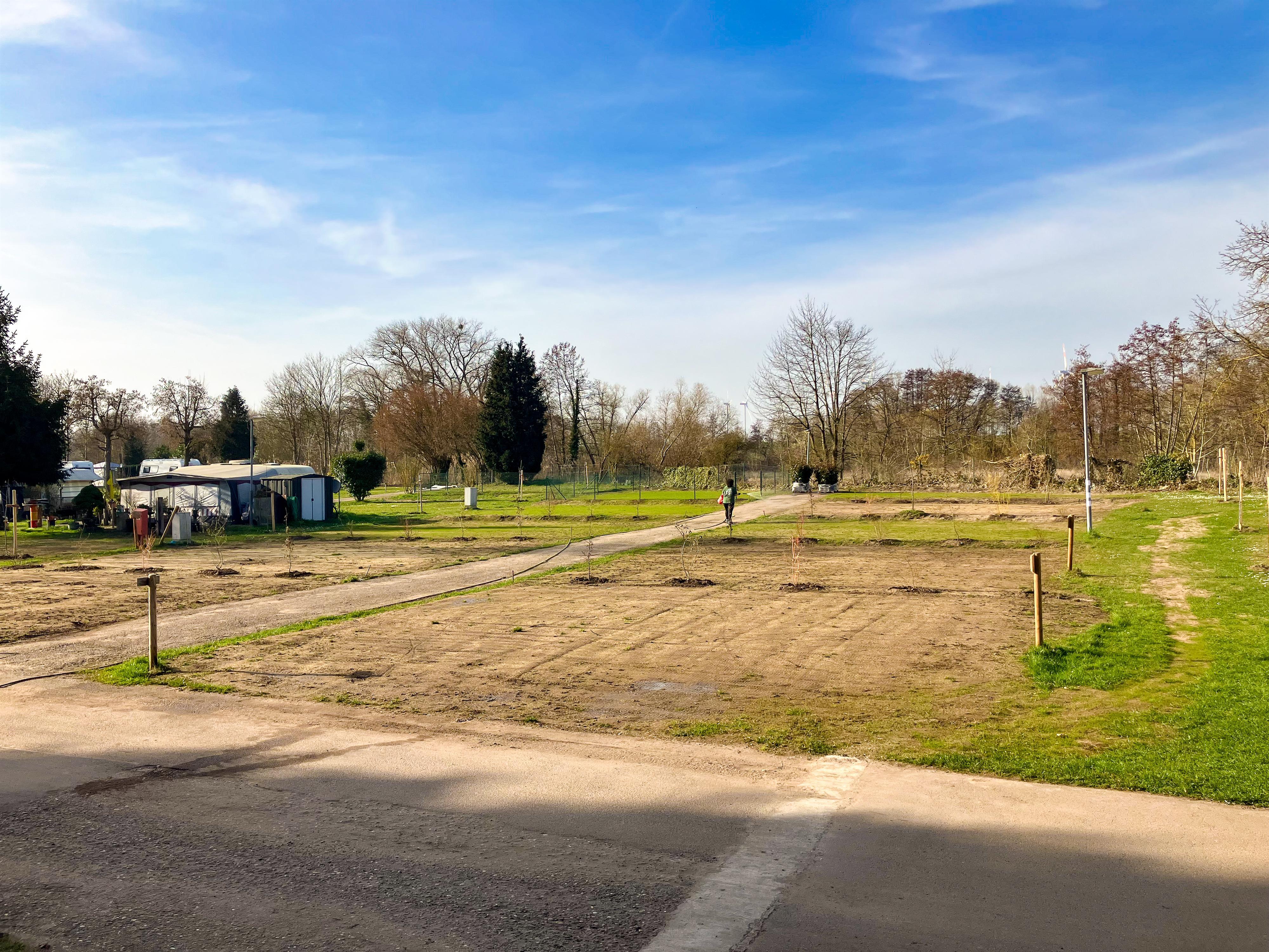 Stellplatz PREMIUM für große Wohnmobile oder Gespanne