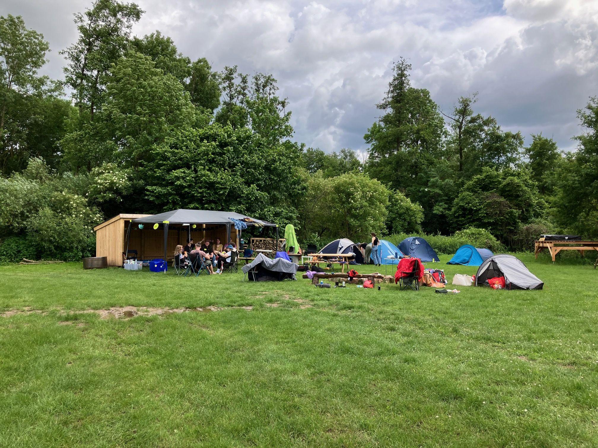 Emplacement pour une petite tente jusqu'à max. 5m²