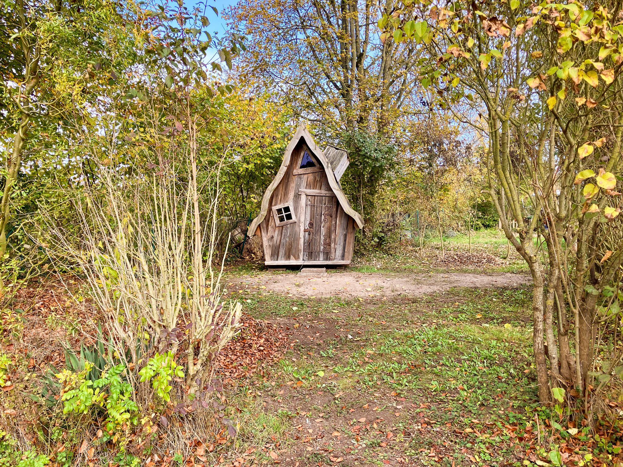 Petite maison de sorcière féerique pour 2 personnes