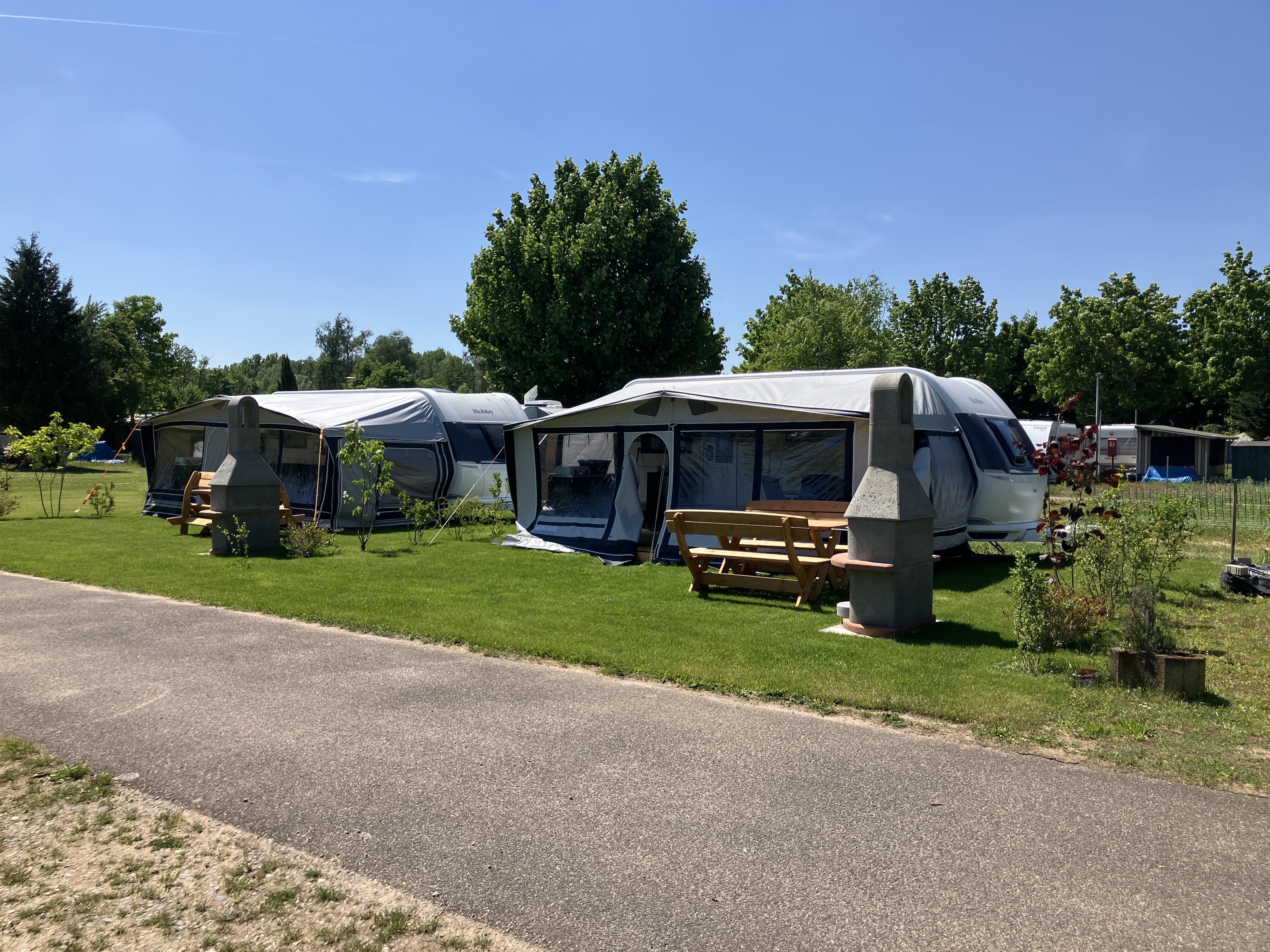 Mietwohnwagen mit 4 Schlafplätzen