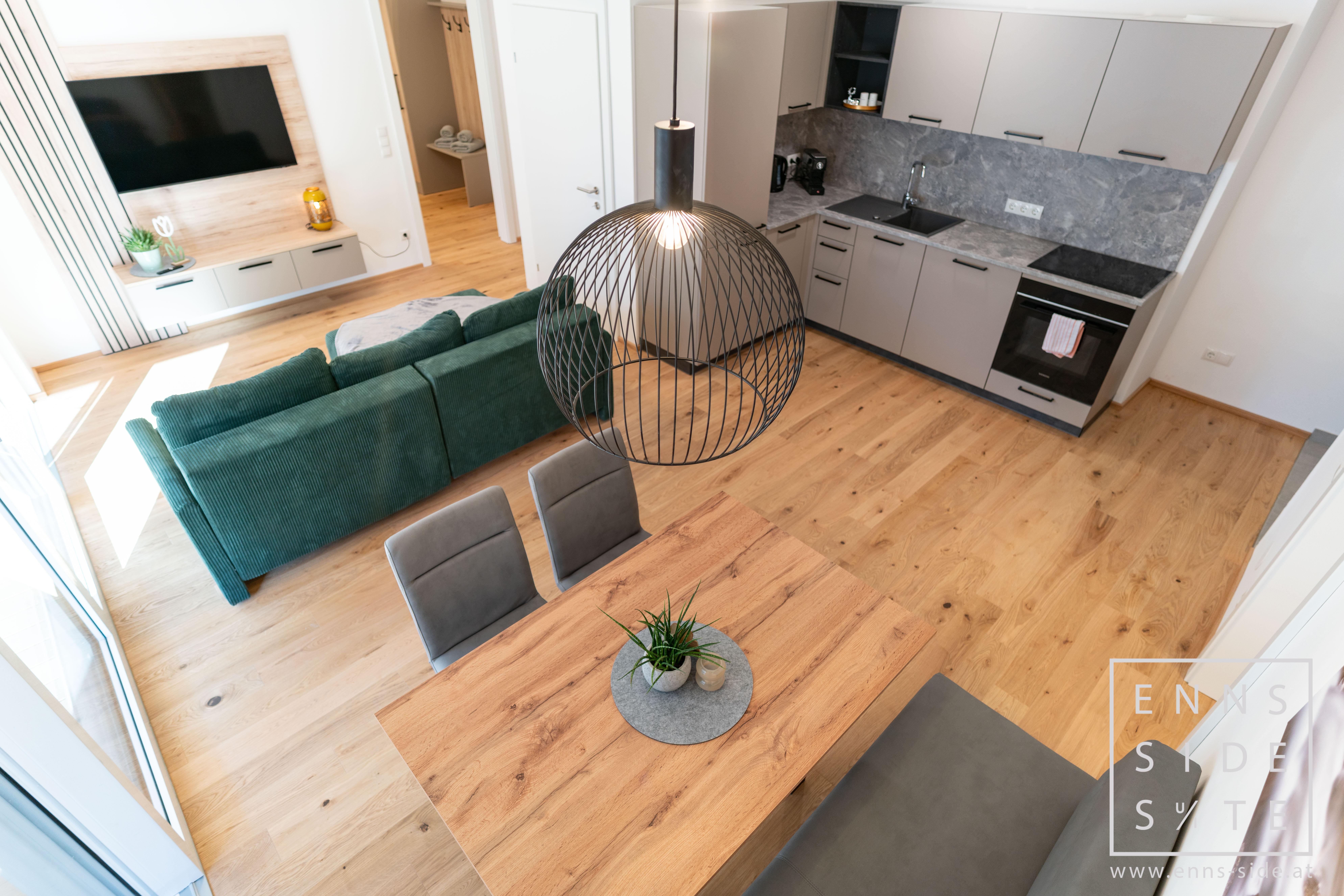 Enns Side Suite