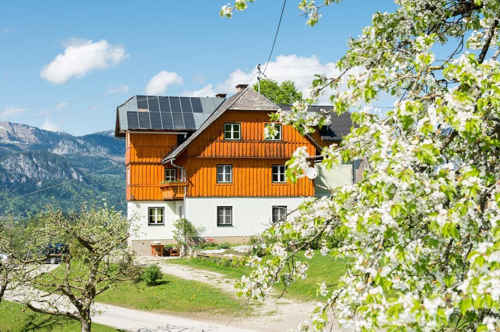 Hüttstädterhof - Gertraud Pötsch