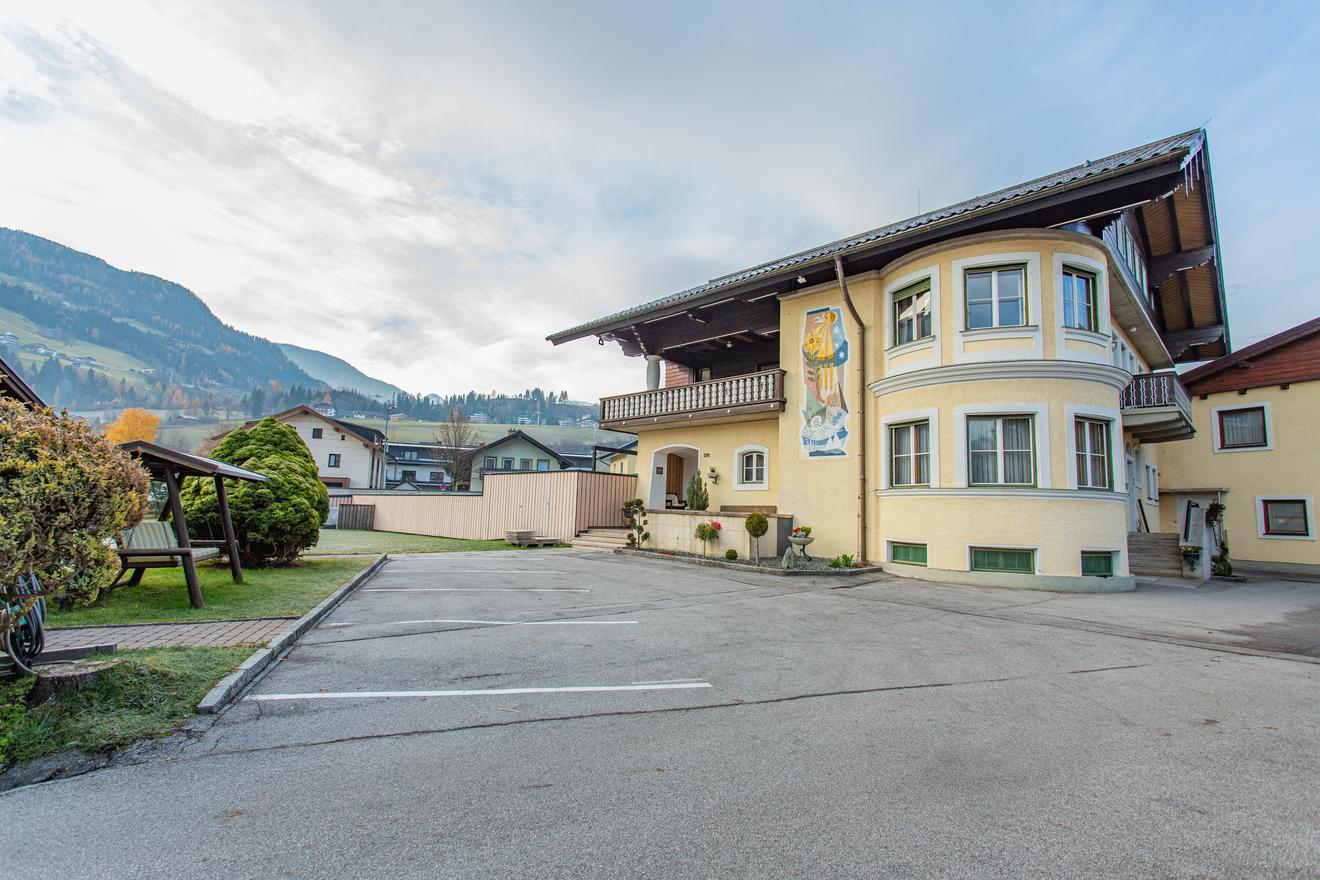 City Life Apartments by Alpenidyll Apartments