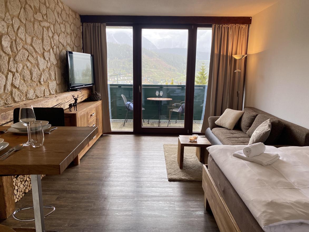 Alpine Studio Apartment