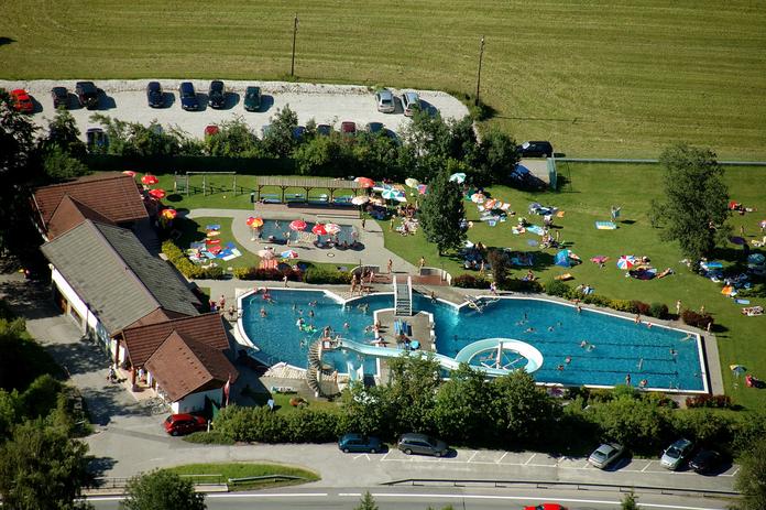 Erlebnisfreibad Haus