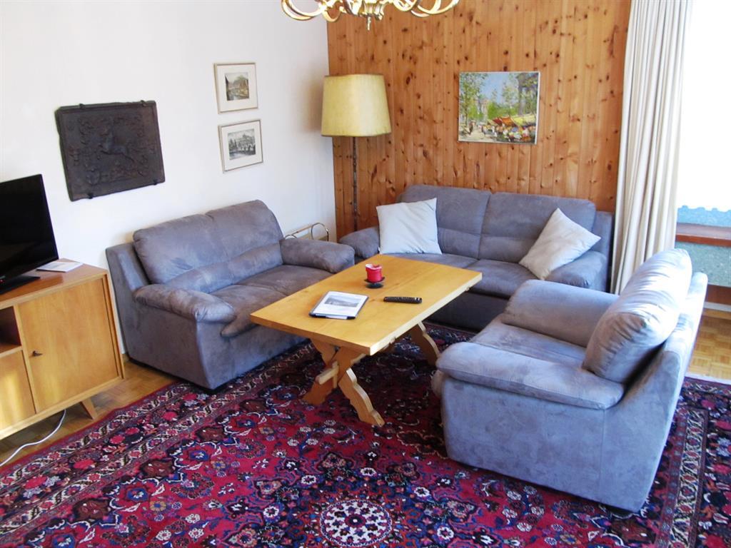 Sinriva 6 3½-Zimmerwohnung Ferienwohnung in der Schweiz