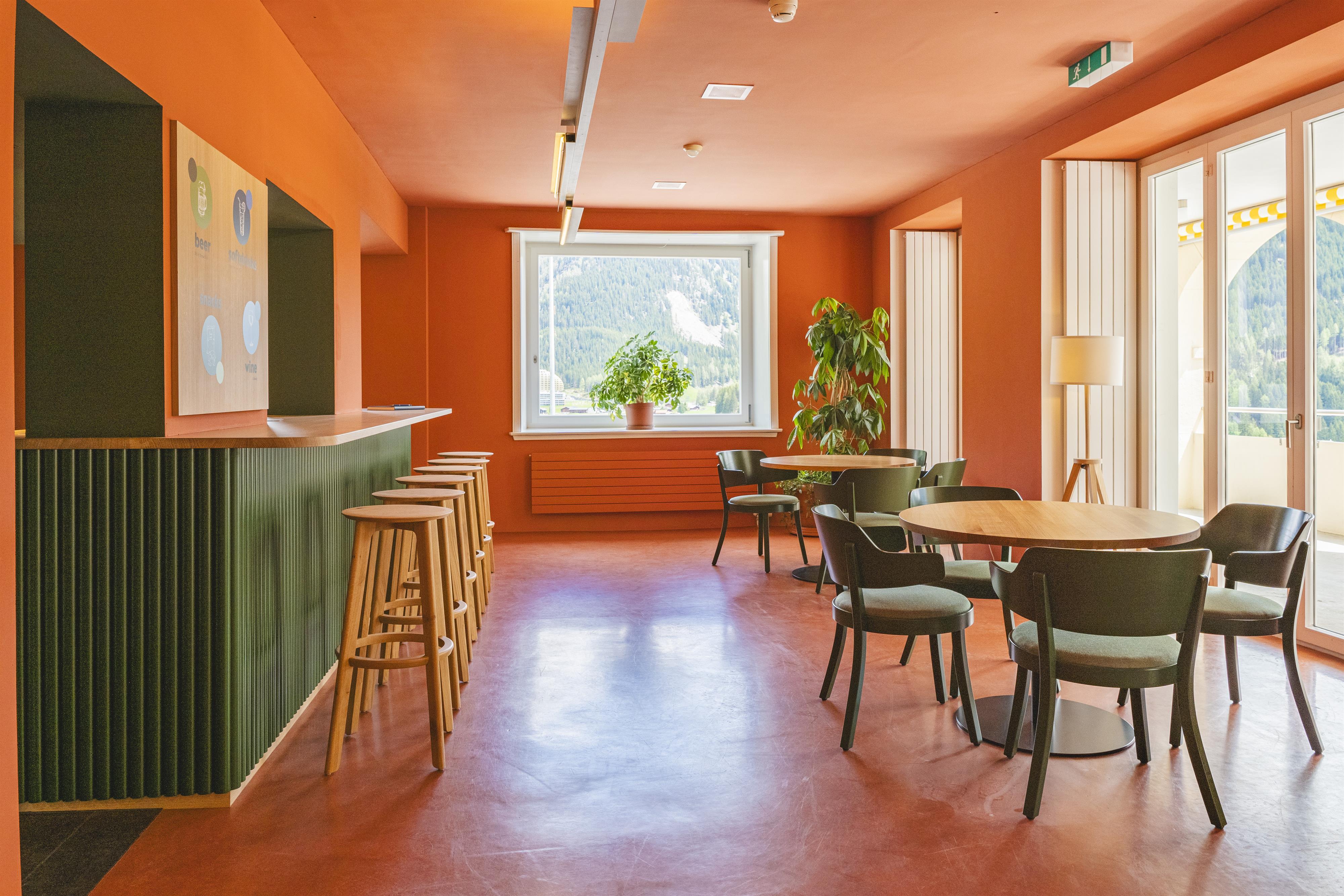 Bar Lounge Bar Lounge